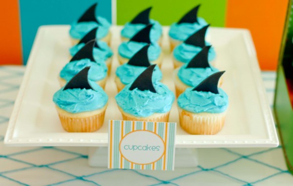 shark cupcakes