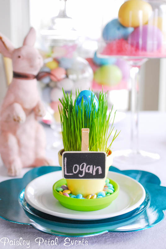 Simple Easter Place Card Holder + Tutorial