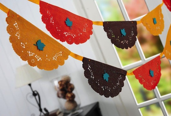 Thanksgiving doily banner