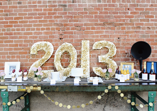 Make gold tinsel numbers for New years Eve