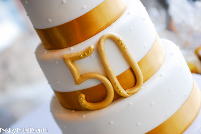 50th wedding anniversary cake center
