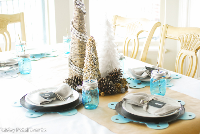 Rustic Glam tablesetting in a white, aqua and gold color scheme