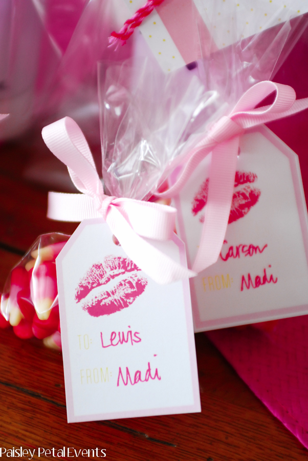 Attach these cute pink lips Valentine's Day tags to a small treat for classroom Valentine's Day exchange
