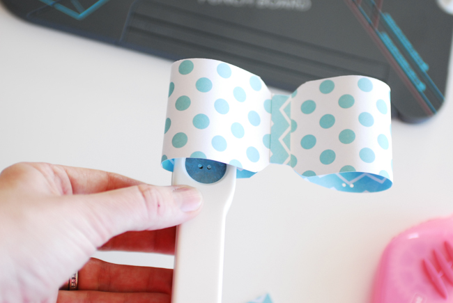 How to make a paper bowtie garland step 10